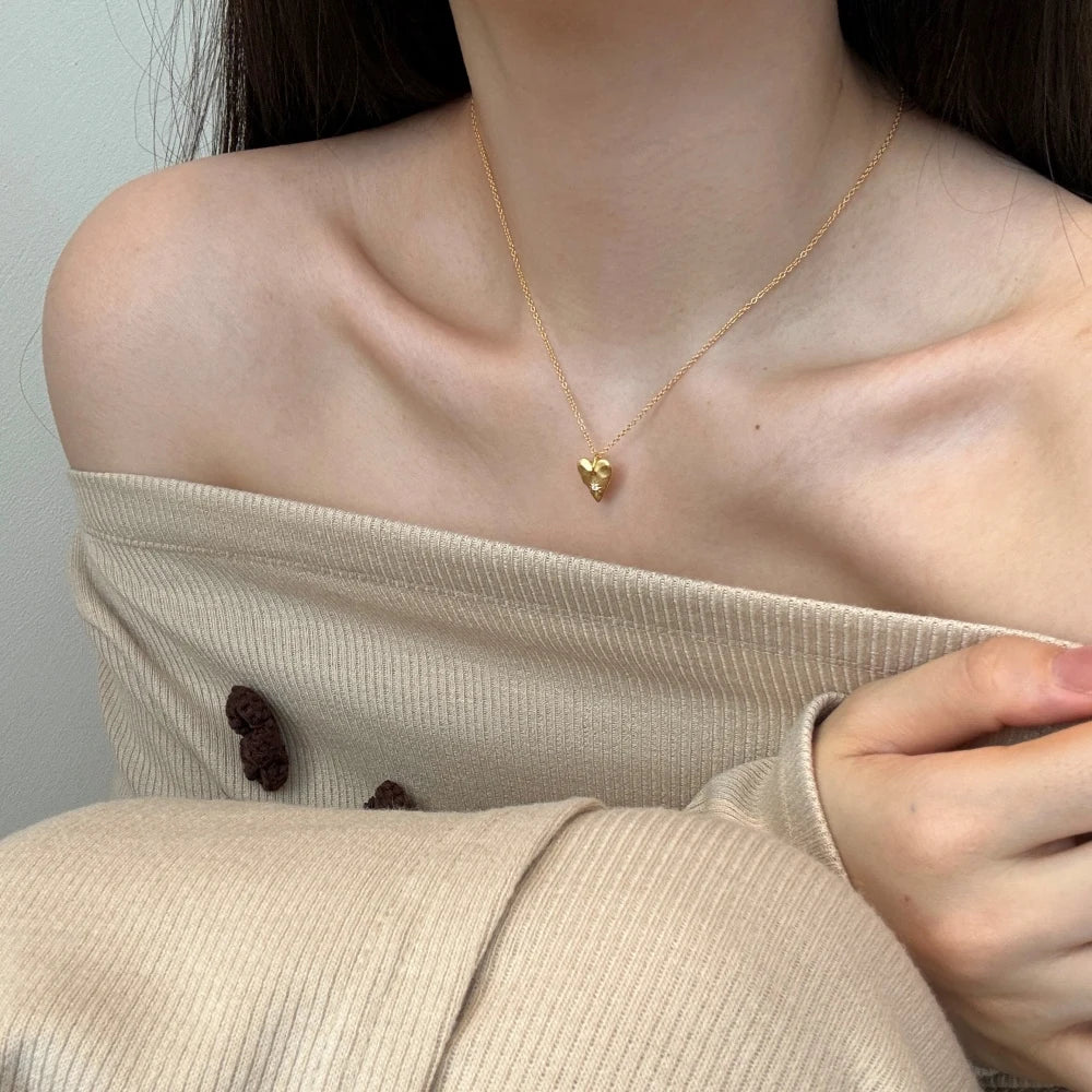 Silver Zircon Round Cut Melting Heart Pendant Necklace