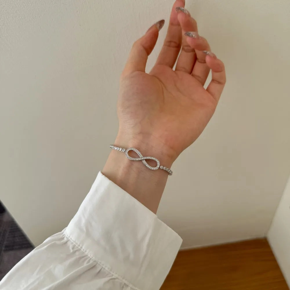 Silver Zircon Round Cut Infinity Chain Bracelet
