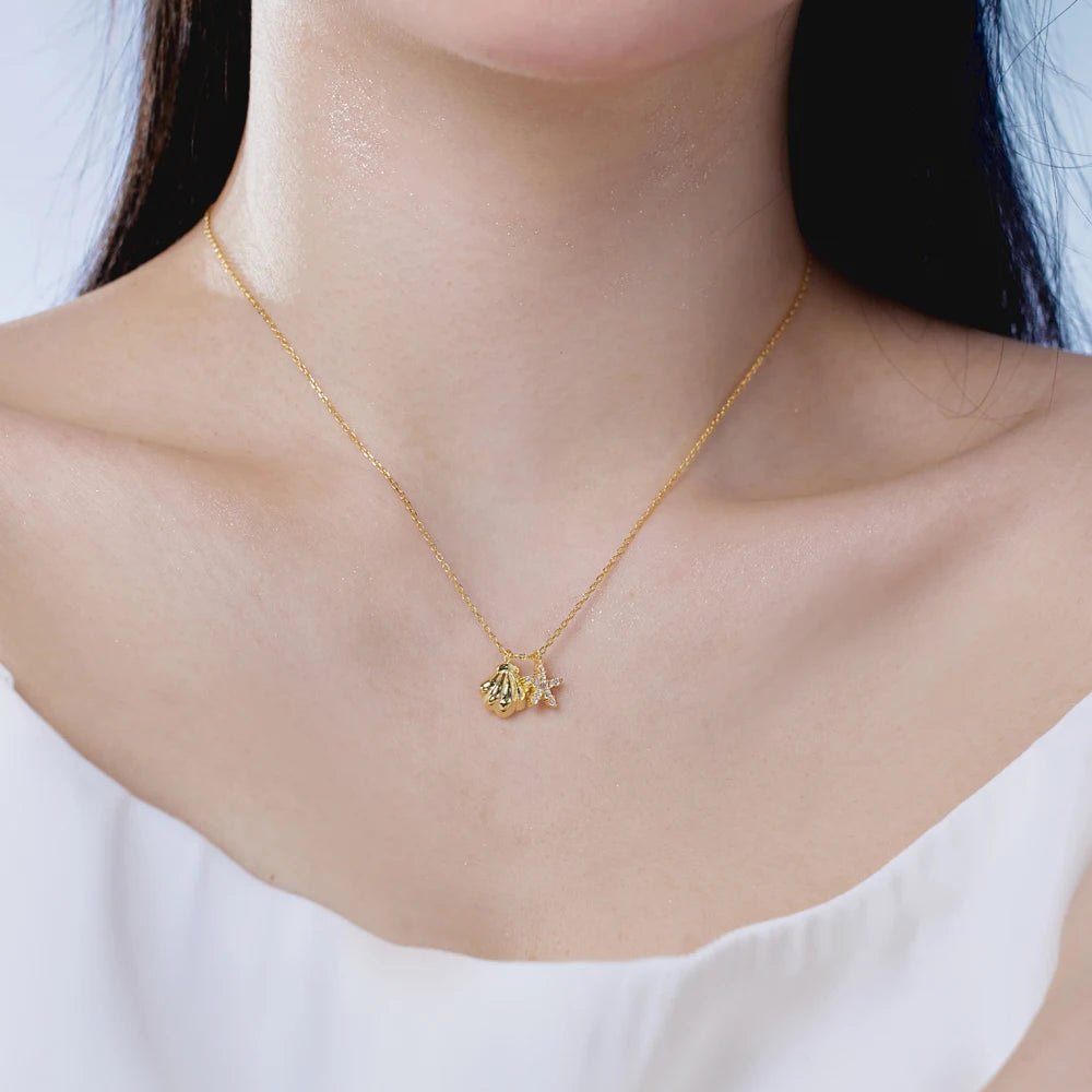 Silver Zircon Round Cut Shell Pendant Necklace