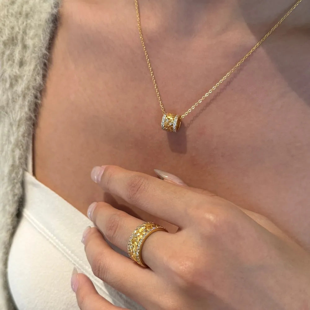 Silver Zircon Round Cut Cylinder Pendant Necklace