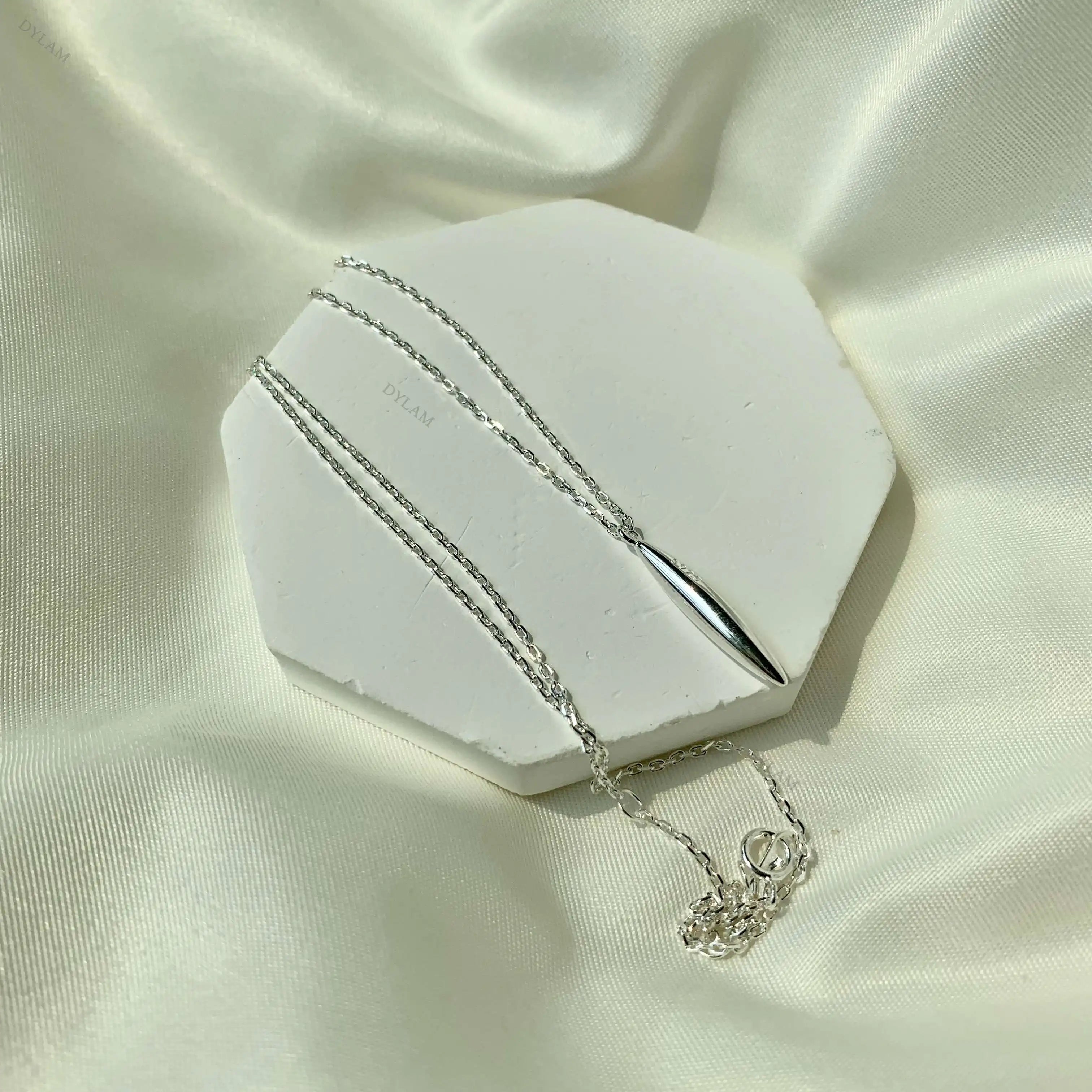 Silver Line Chain Necklace
