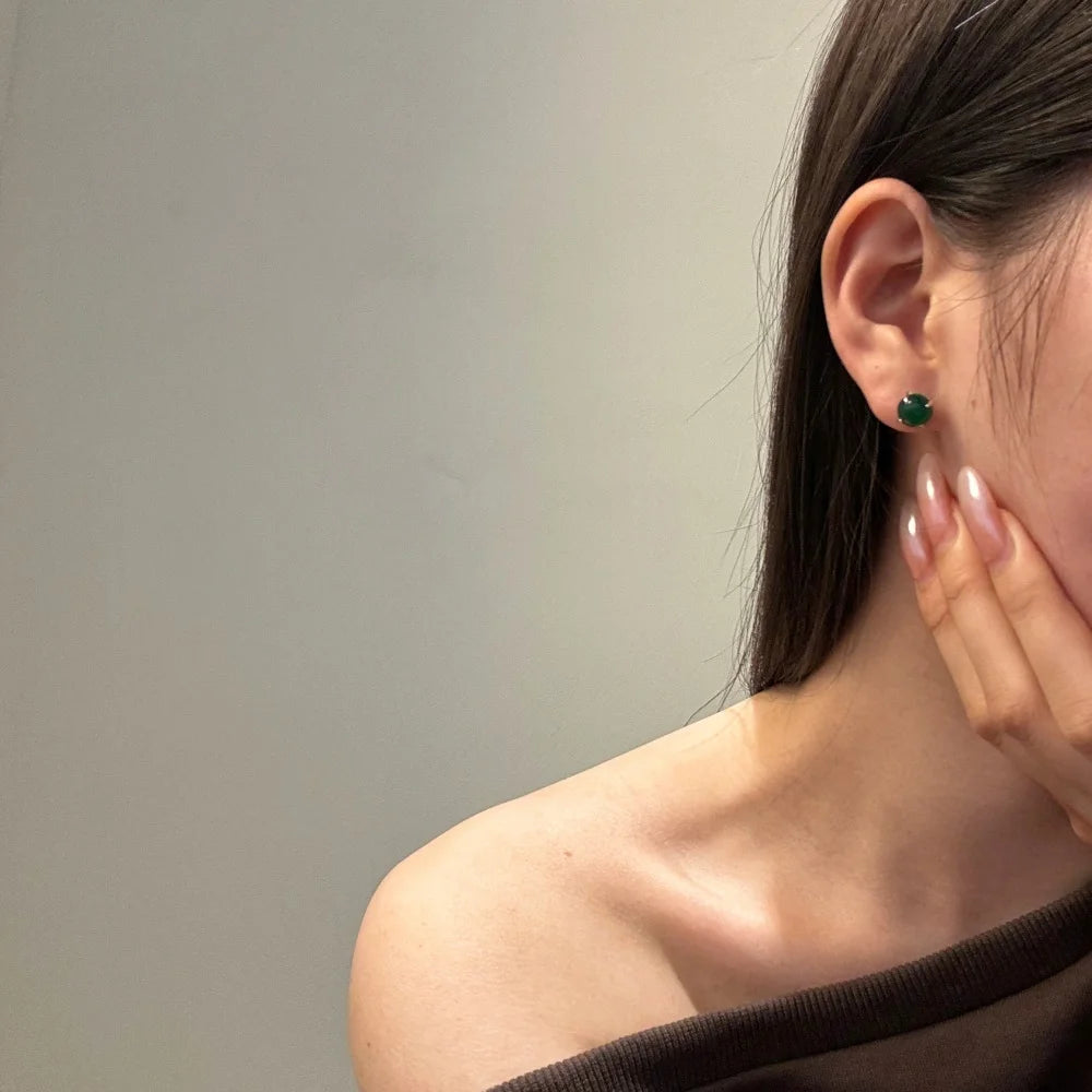 Silver Chalcedony Round Cut Simple Ear Studs