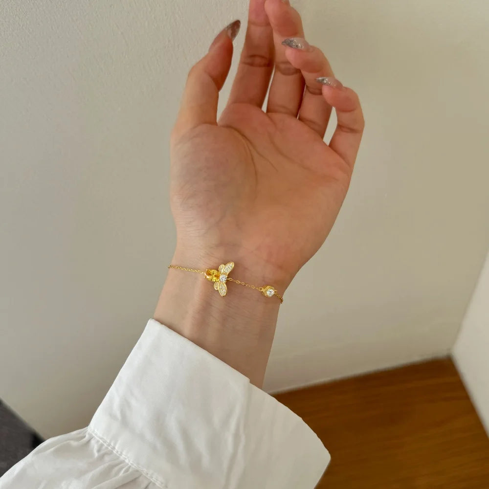 Silver Zircon Round Cut Bee Chain Bracelet