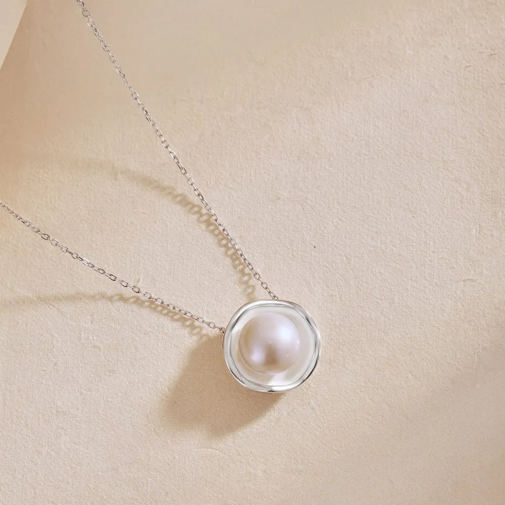 Silver Pearl Disc Pendant Necklace