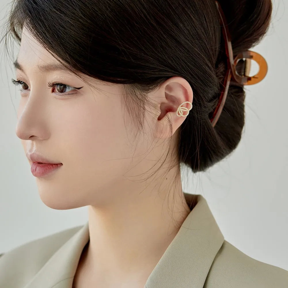 Silver Zircon Round Cut Inlaid Butterfly Wings Ear Studs