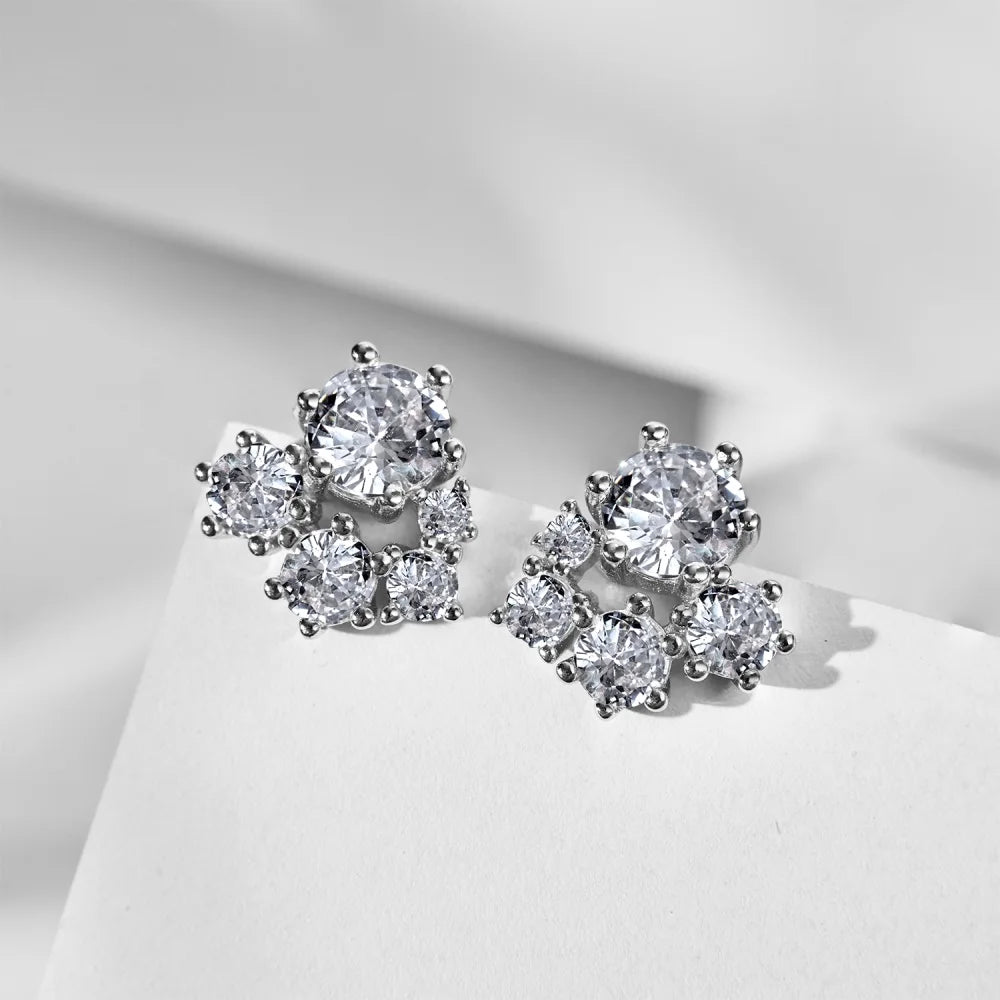 Silver Moissanite Round Cut Inlaid Ear Studs