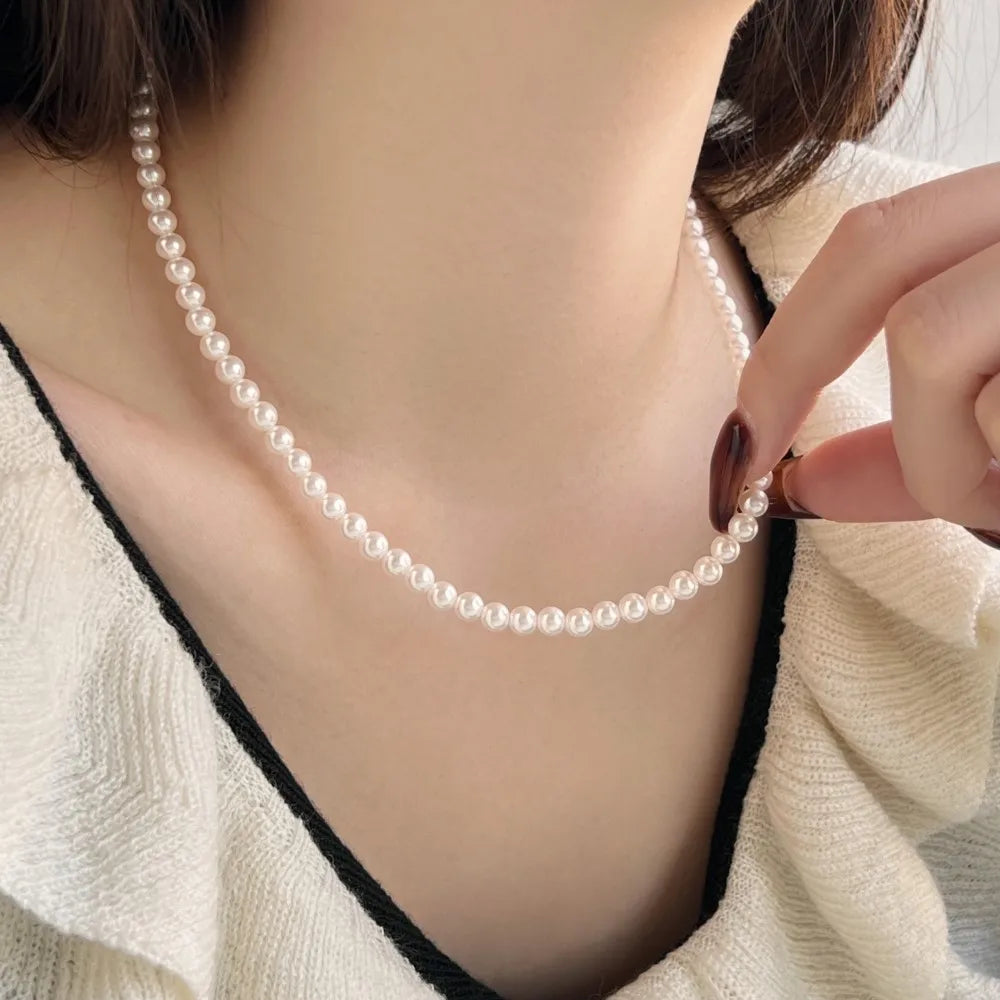 Silver Pearl Classic Beaded Necklace