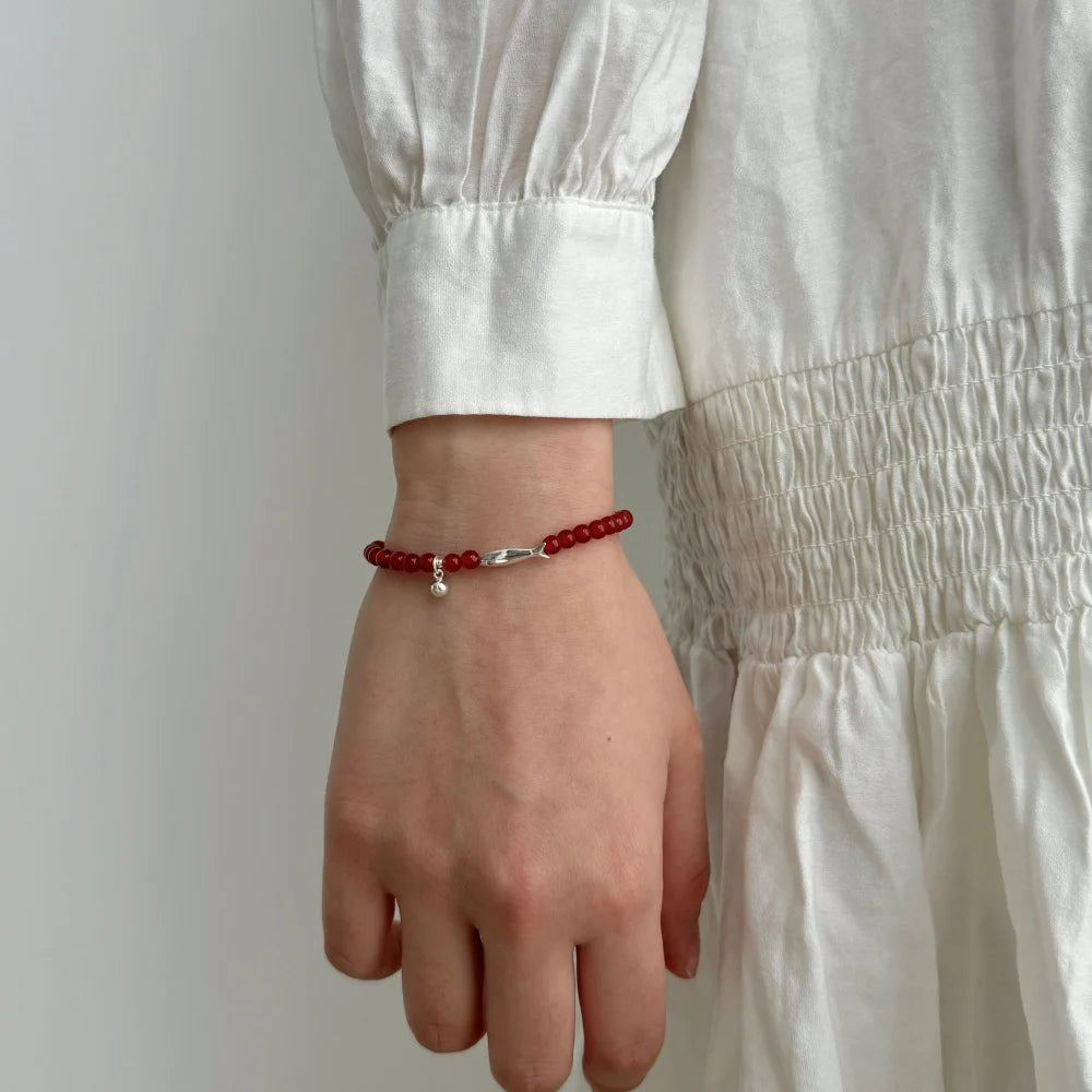 Silver Agate Round Cut Fish Beaded Bracelet