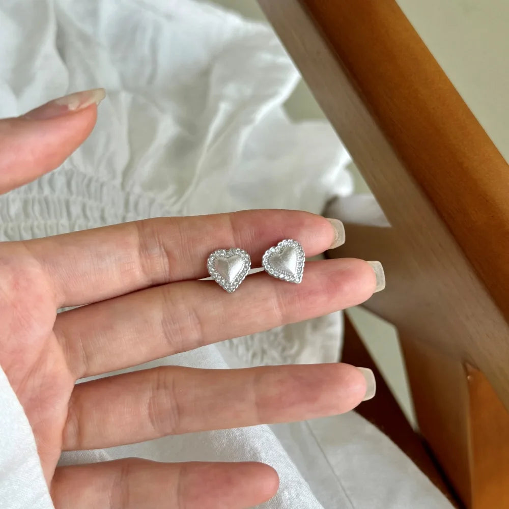 Silver Zircon Round Cut Brushed Halo Heart Ear Studs