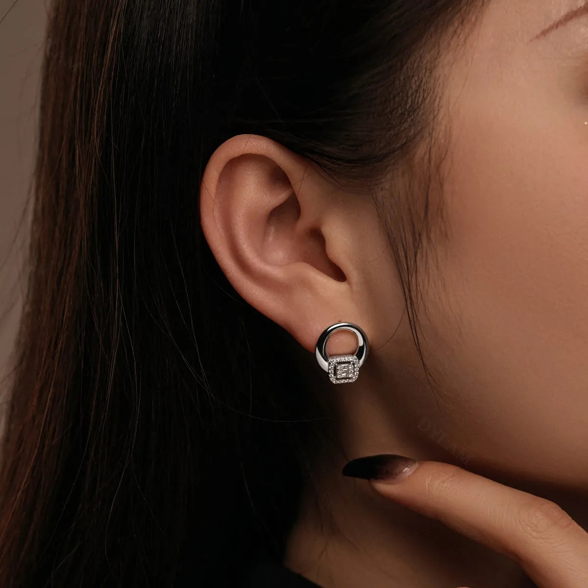 Silver Zircon Baguette Cut Hollow Disc Ear Studs