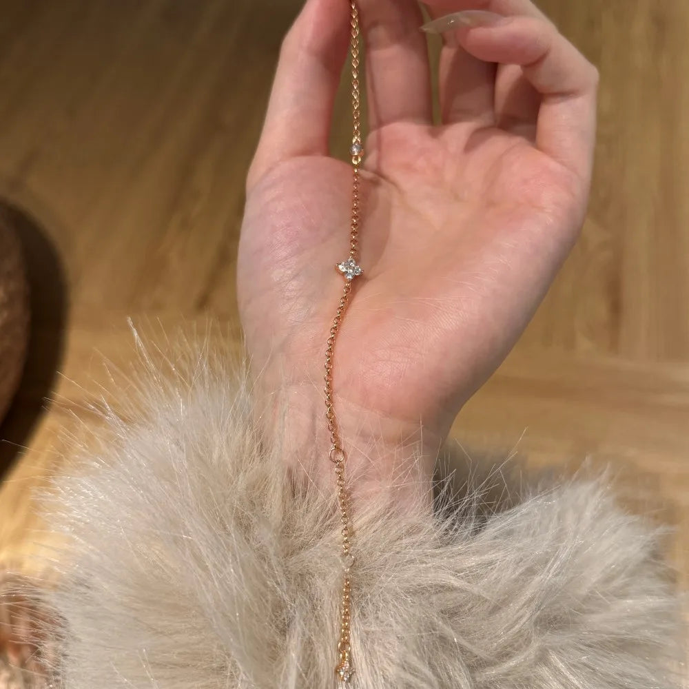 Silver Zircon Round Cut Star Chain Bracelet