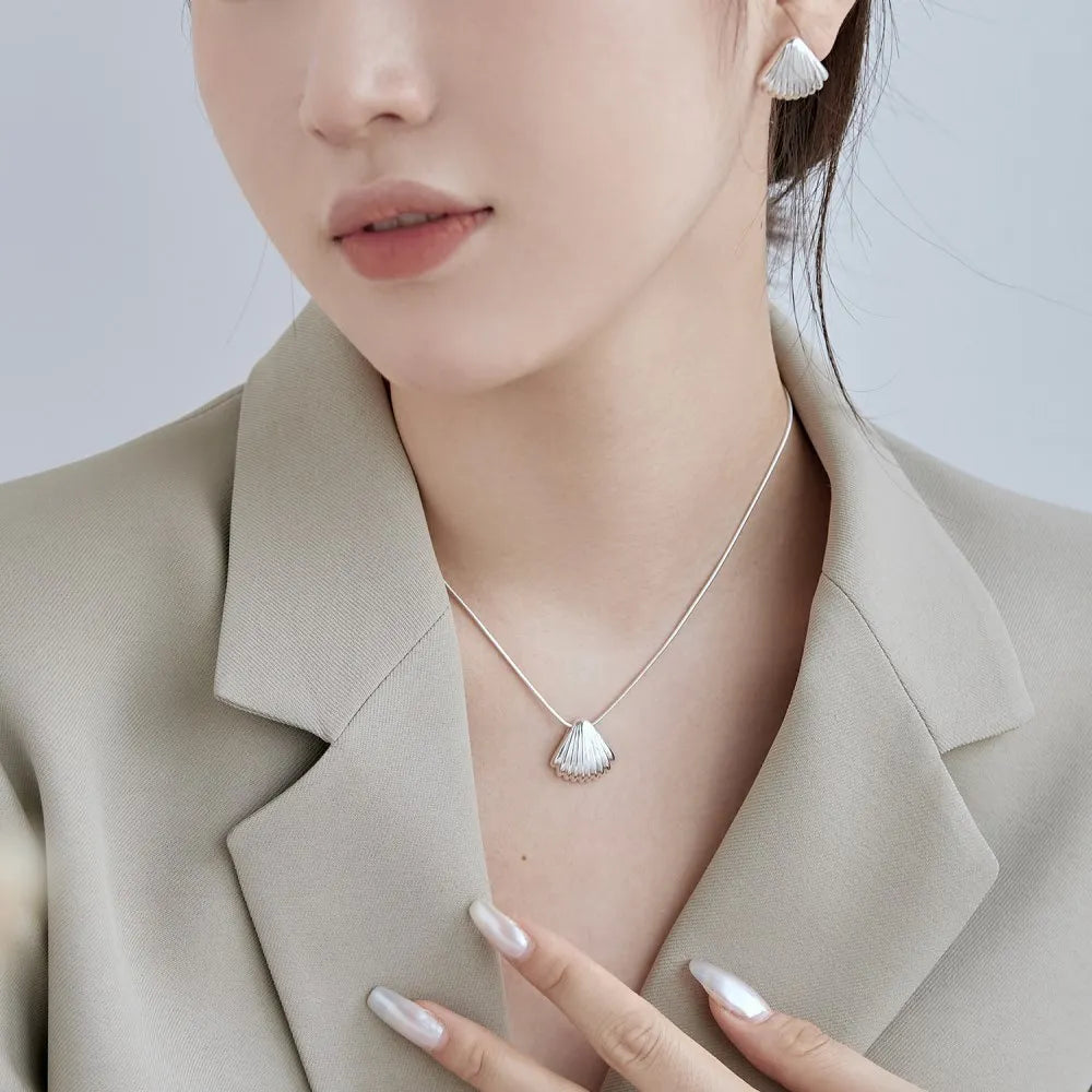 Silver Shell Ear Studs