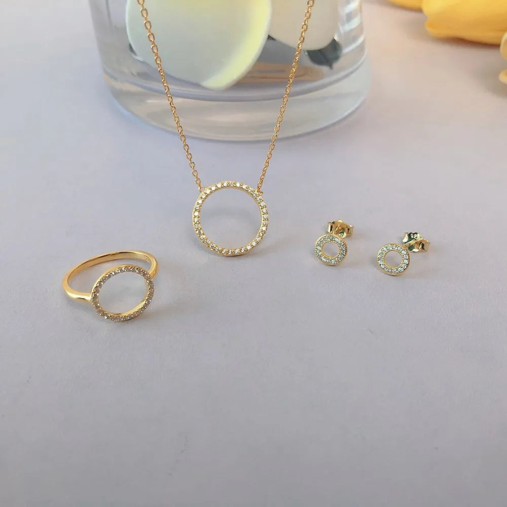 Silver Zircon Round Cut Circle Chain Necklace