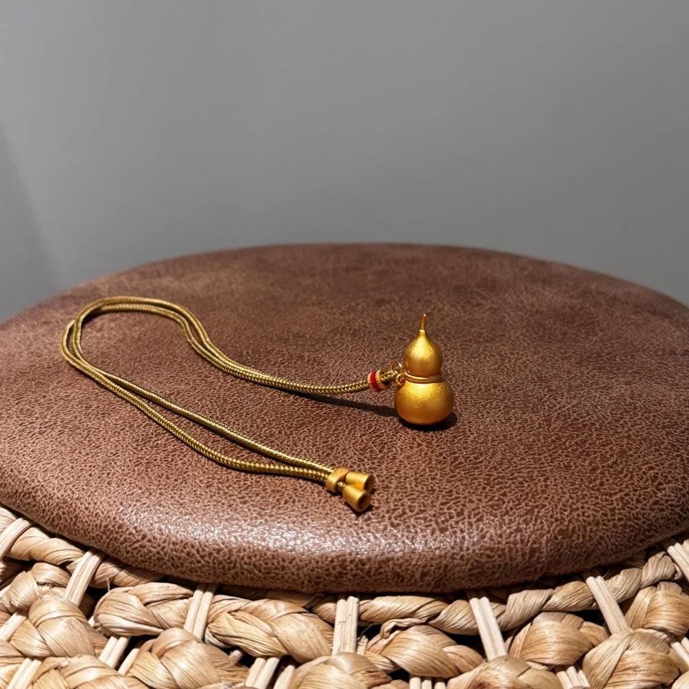 Silver Weave Gourd Pendant Necklace