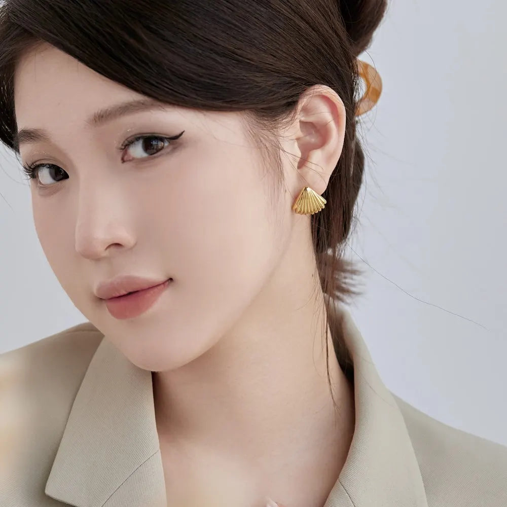 Silver Shell Ear Studs