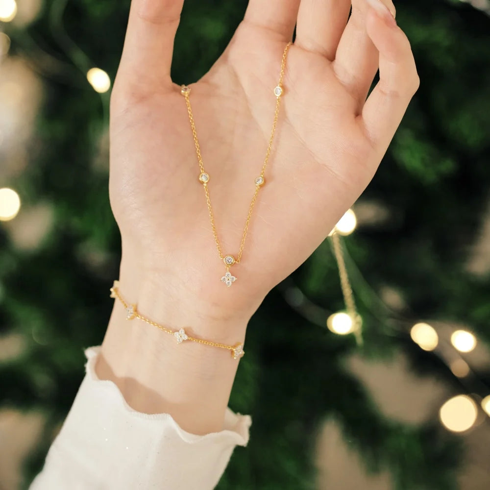 Silver Zircon Round Cut Stars Chain Bracelet