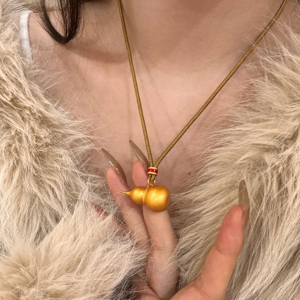 Silver Weave Gourd Pendant Necklace