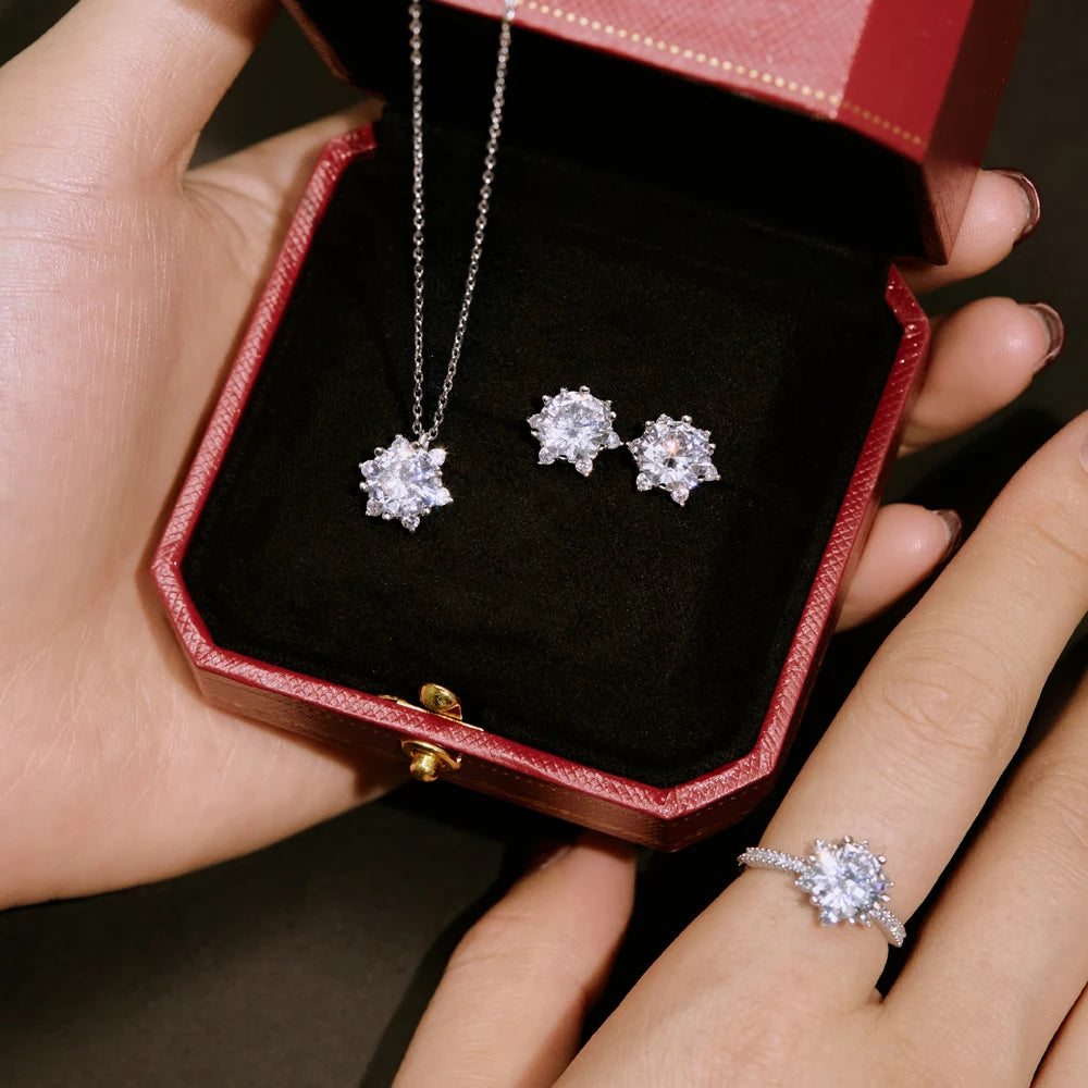 Silver Zircon Round Cut Snowflake Pendant Necklace