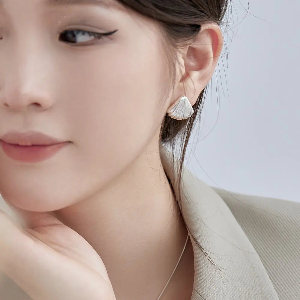 Silver Shell Ear Studs