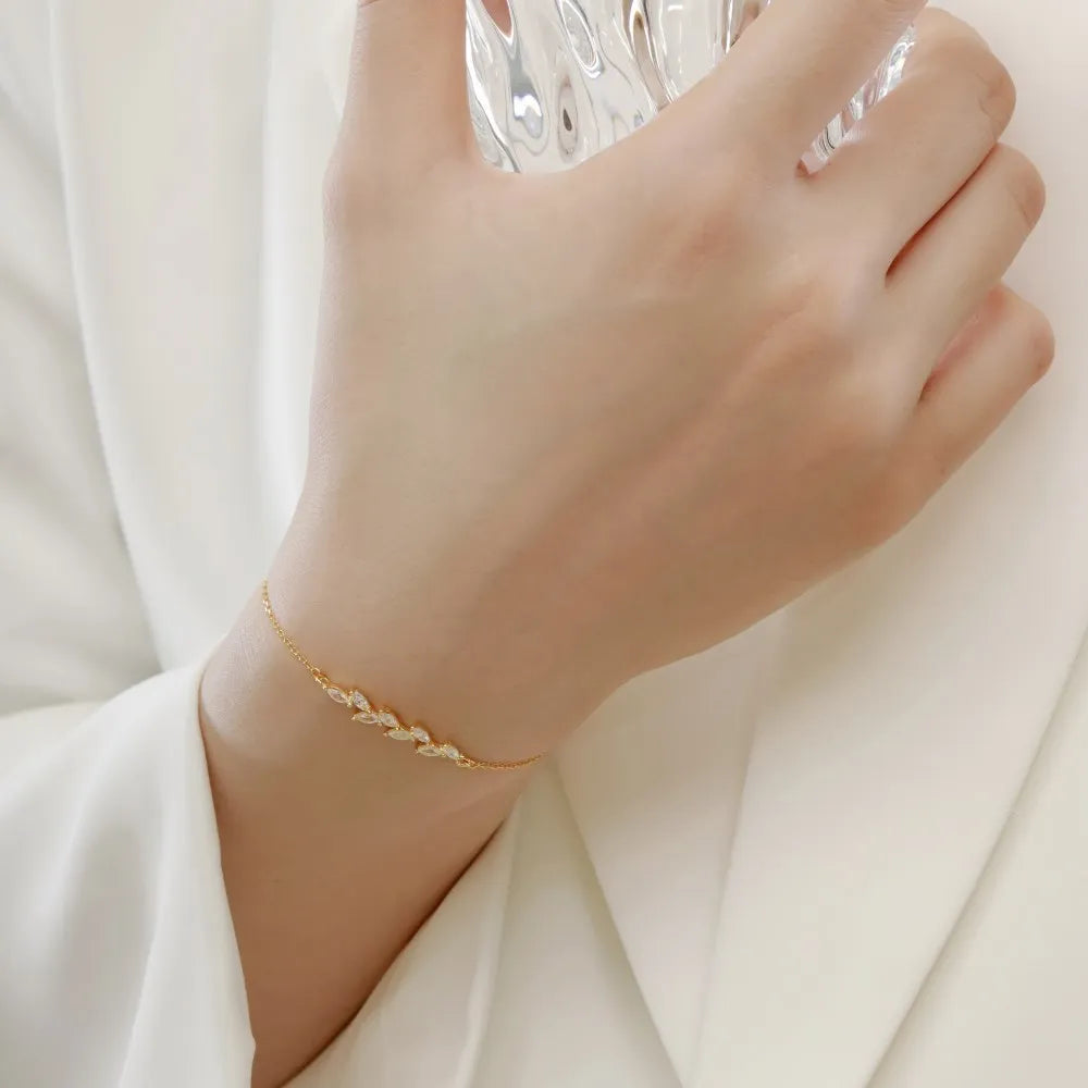 Silver Zircon Round Cut Wheat Chain Bracelet