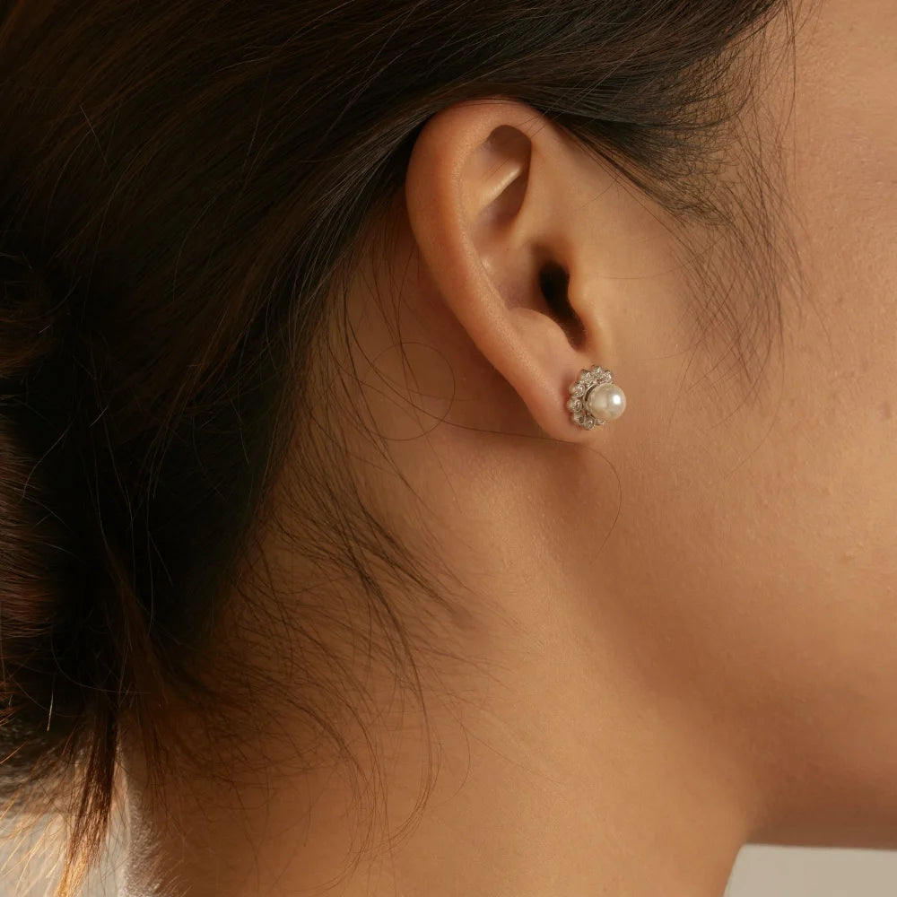 Silver Pearl Inlaid Halo Ear Studs