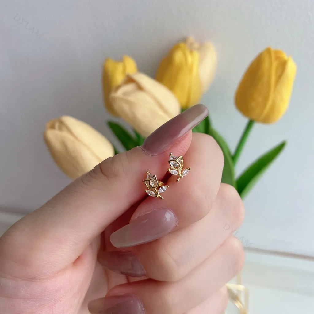 Silver Zircon Pear Cut Flower Ear Studs