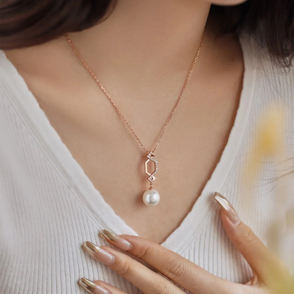 Silver Pearl Twisted Pendant Necklace