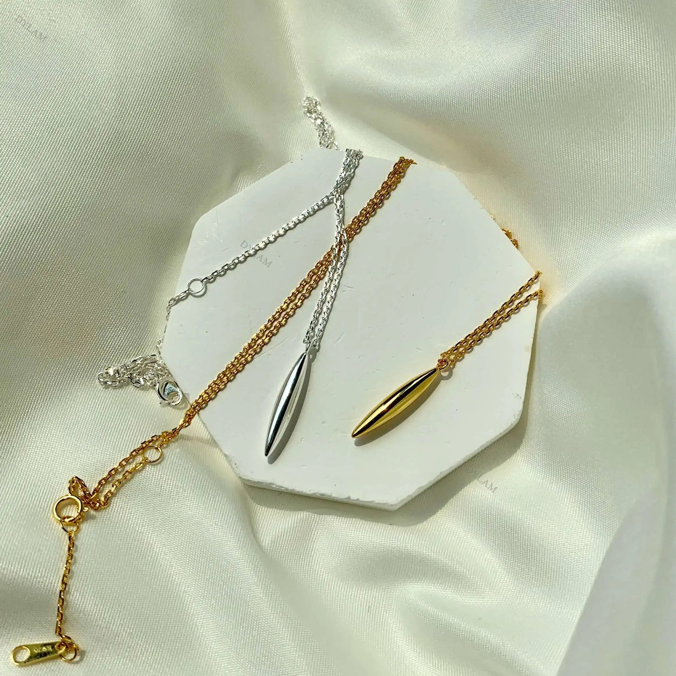 Silver Line Chain Necklace