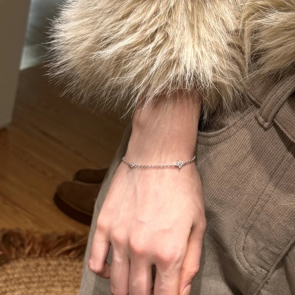 Silver Zircon Round Cut Star Chain Bracelet