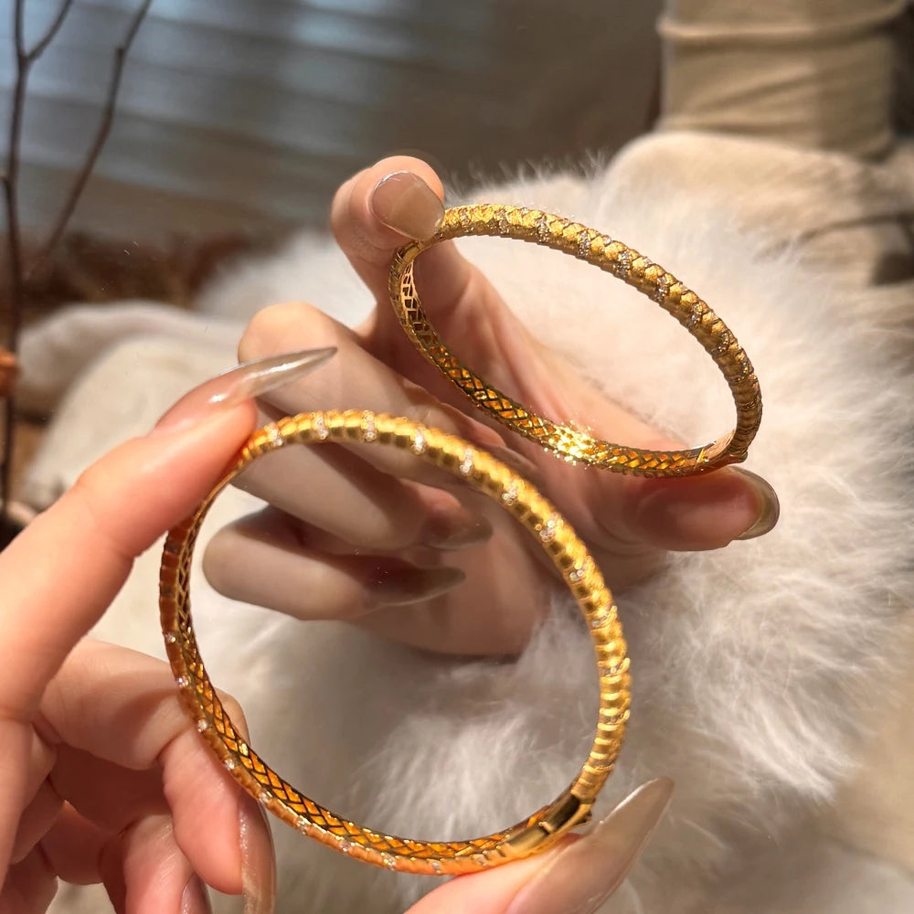 Silver Zircon Round Cut Wheat Bangle Bracelet