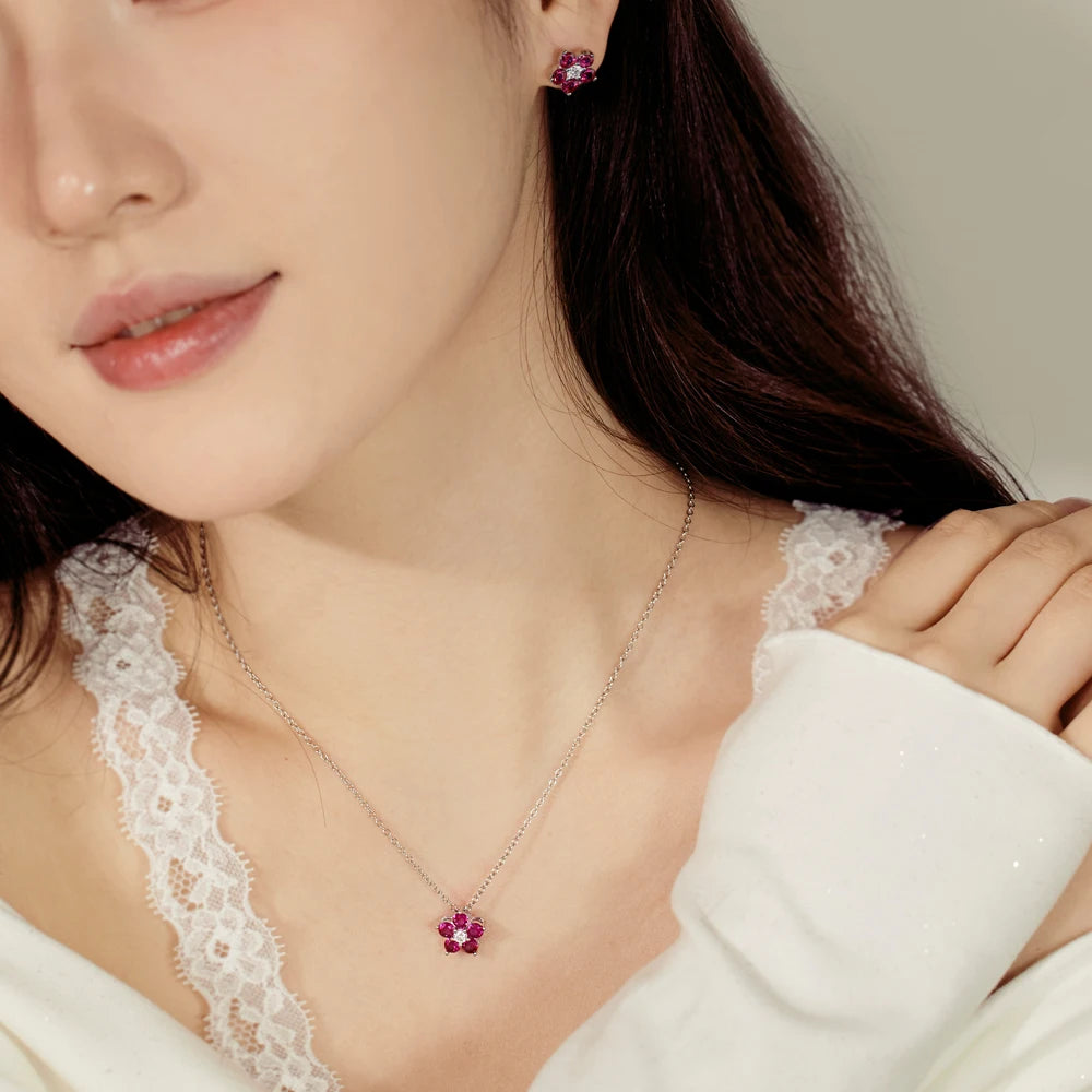 Silver Zircon Round Cut Flower Pendant Necklace