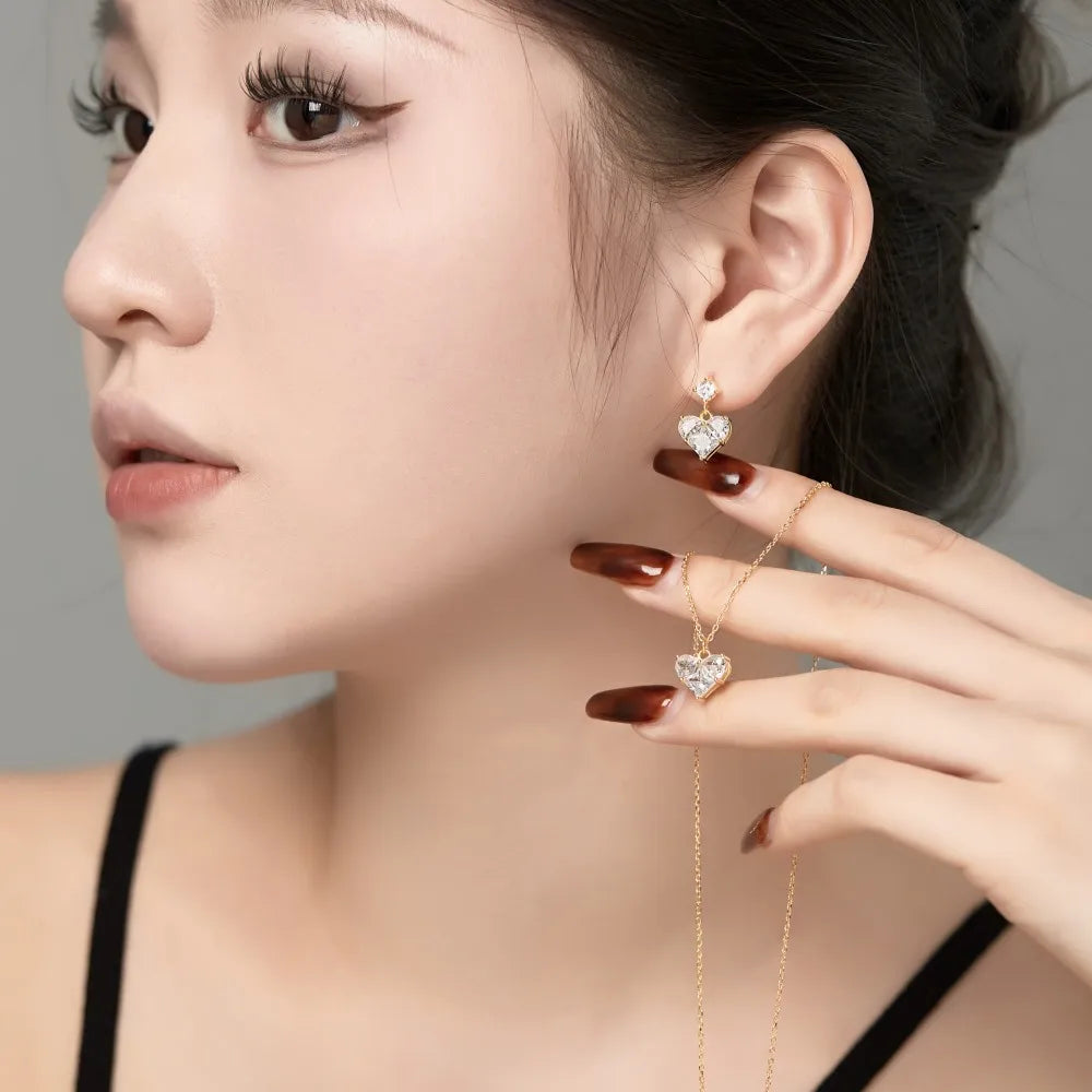 Silver Zircon Princess Cut Inlaid Heart Pendant Necklace