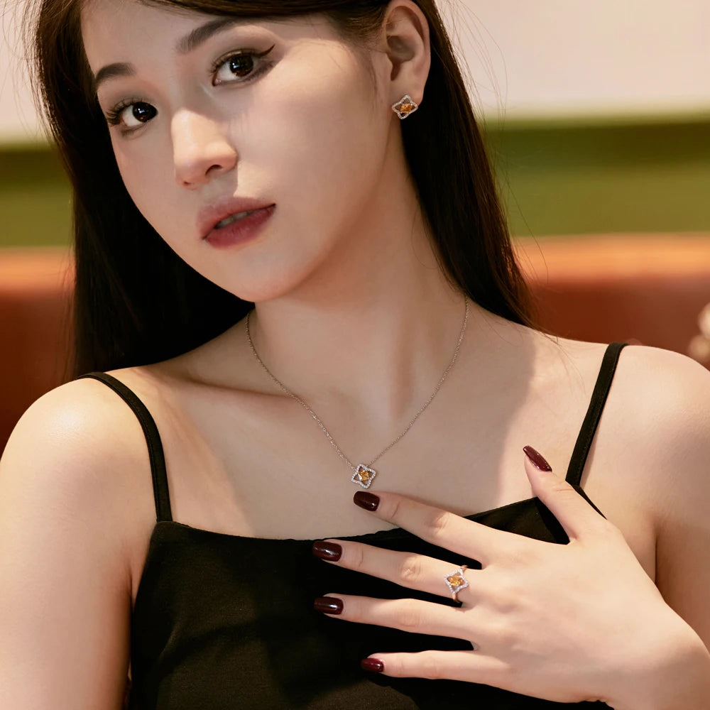 Silver Zircon Princess Cut Hollow Clover Pendant Necklace