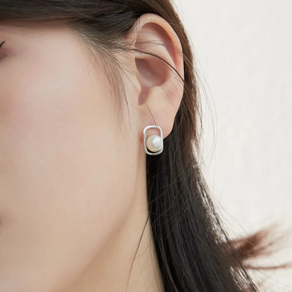 Silver Pearl Paper Clip Ear Studs