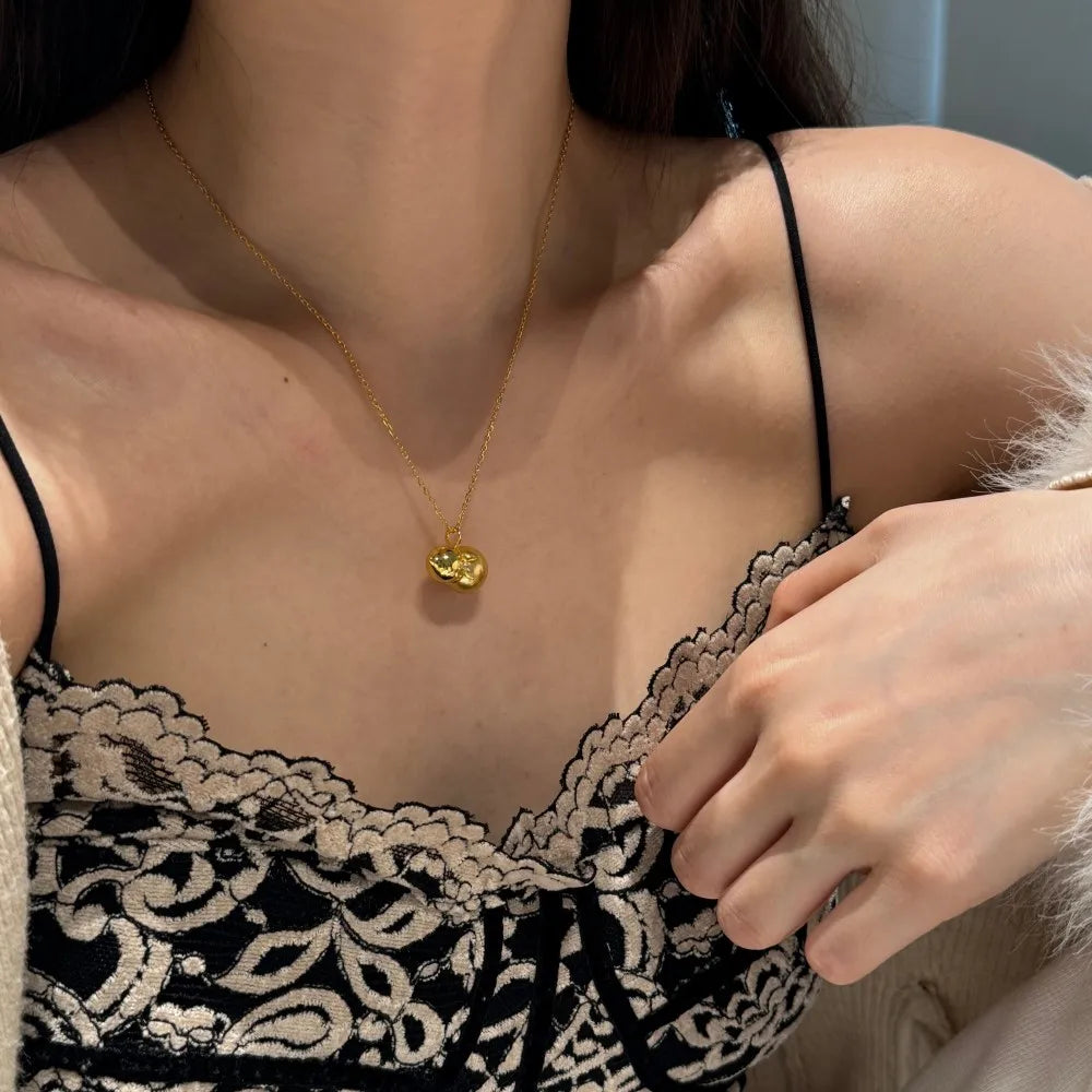 Silver Zircon Round Cut Gourd Pendant Necklace