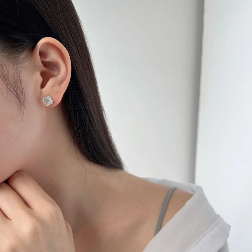Silver Onyx Clover Cut Halo Ear Studs