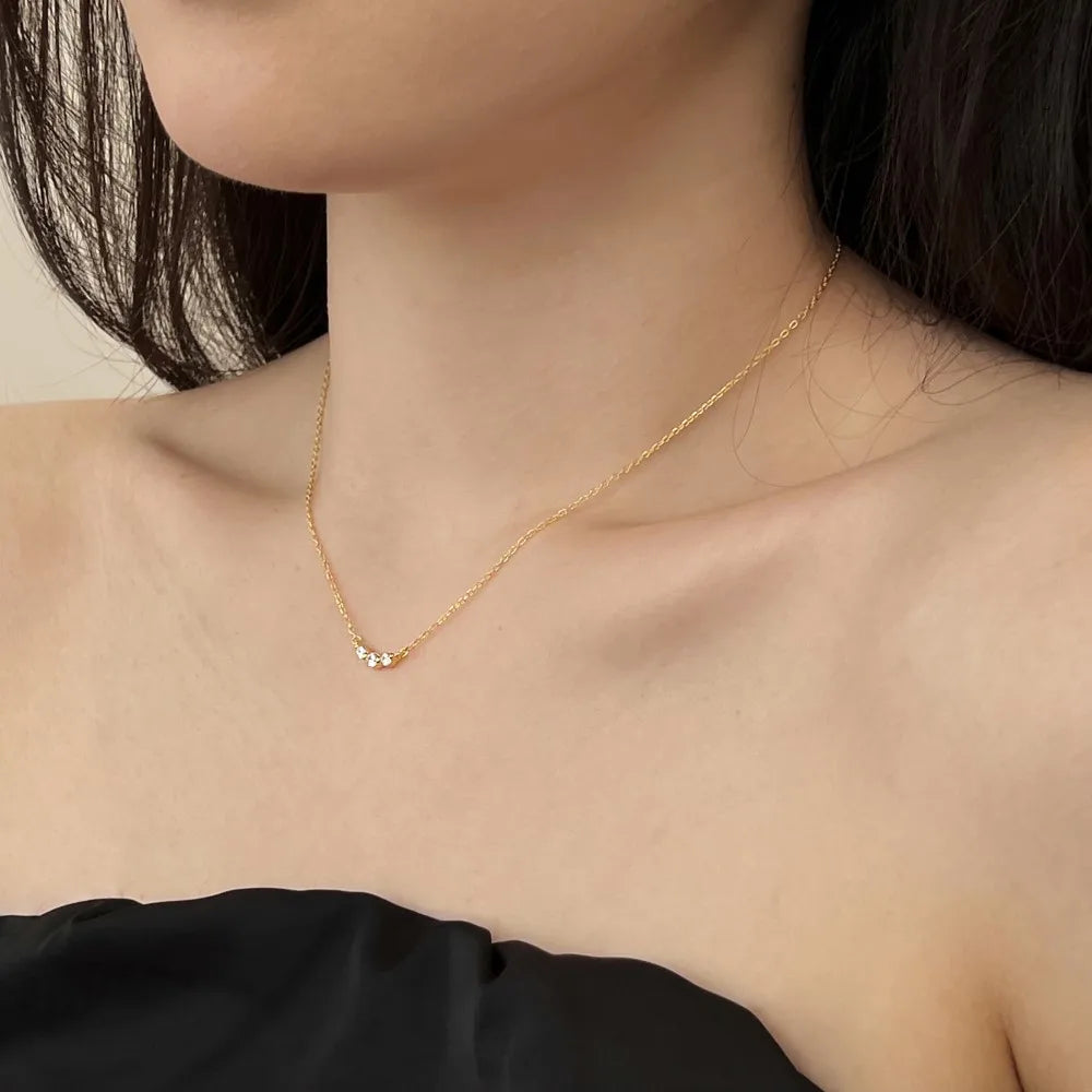 Silver Zircon Round Cut Single Pendant Necklace
