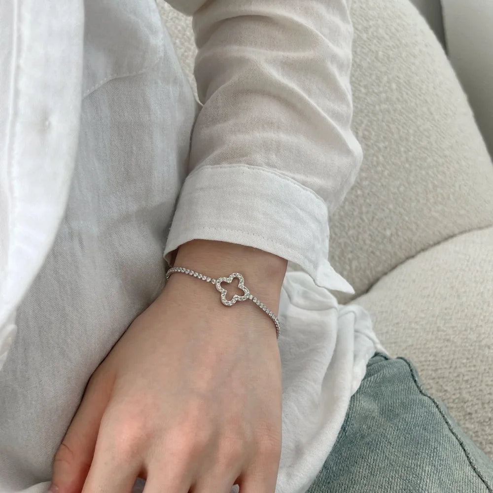 Silver Zircon Round Cut Hollow Inlaid Clover Tennis Bracelet