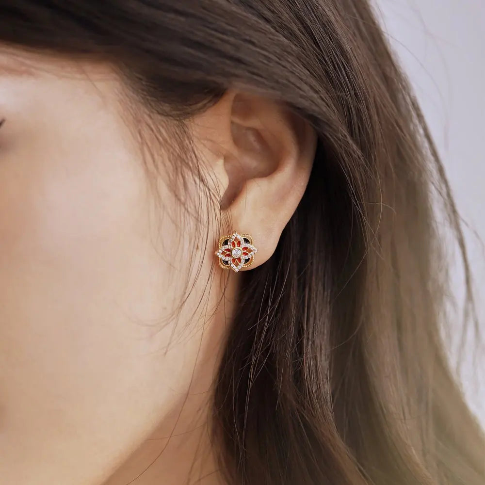 Silver Zircon Round Cut Clover Flower Ear Studs