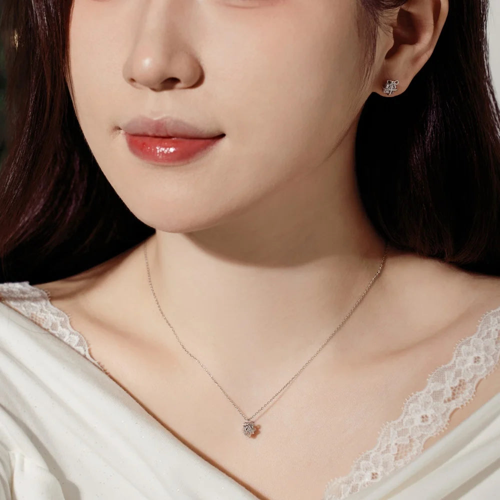 Silver Zircon Round Cut Present Elk Ear Studs