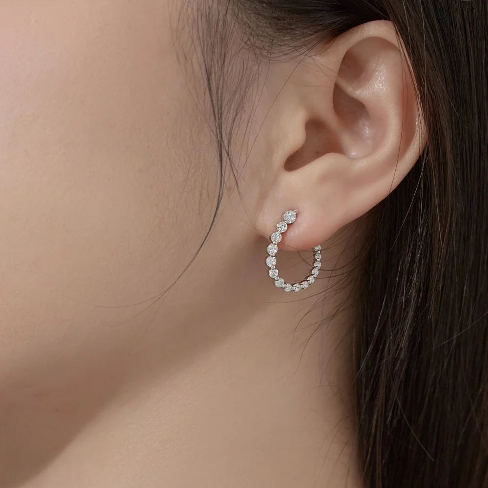 Silver Zircon Round Cut Twisted Inlaid Ear Studs