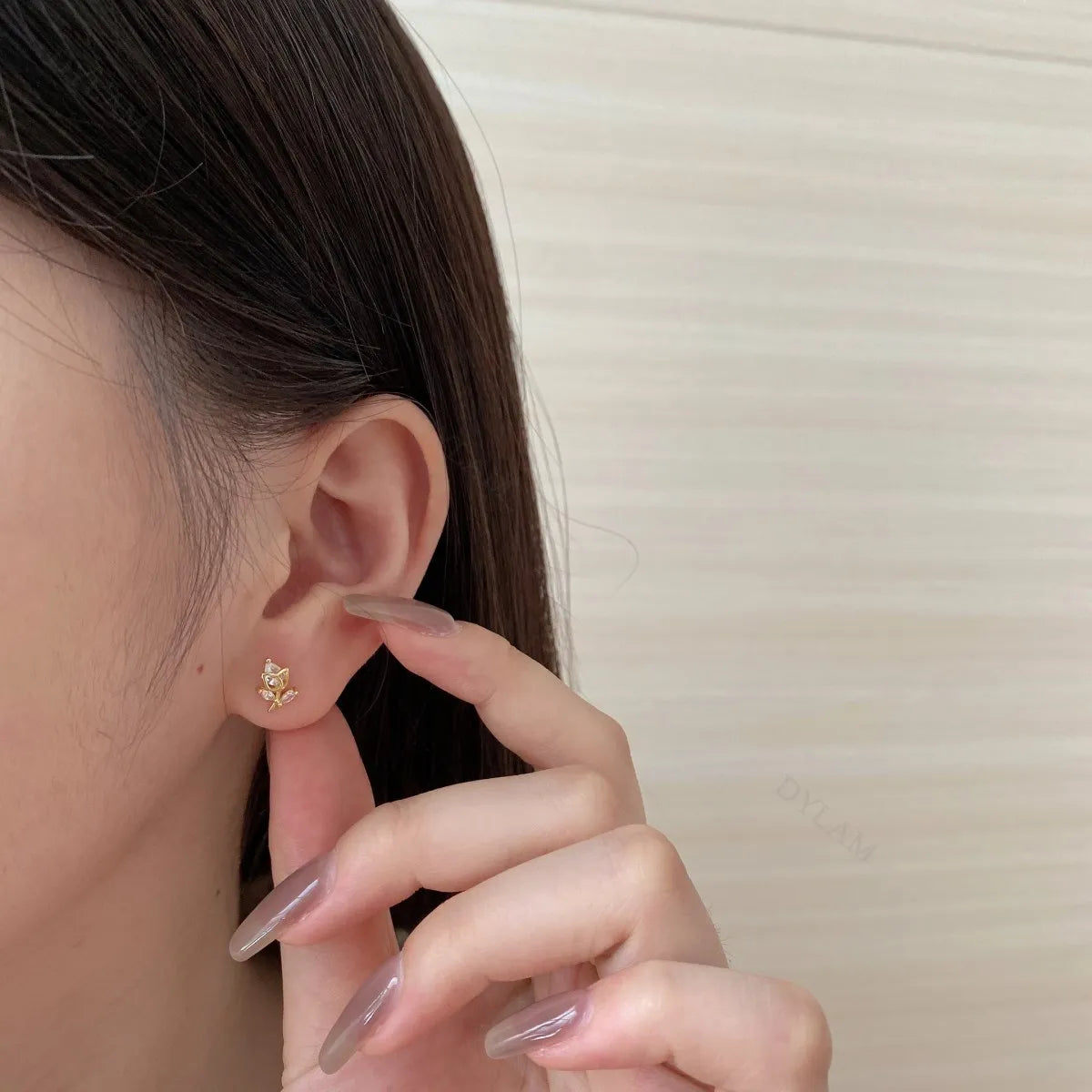 Silver Zircon Pear Cut Flower Ear Studs