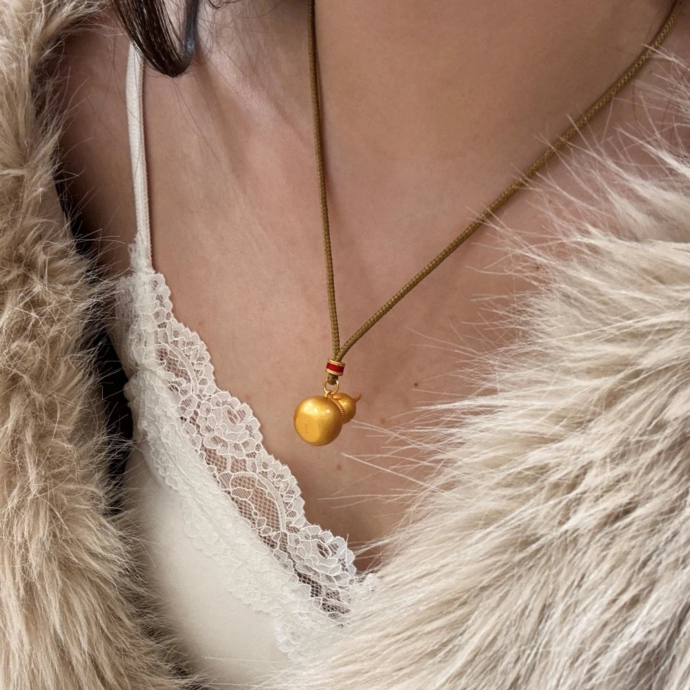 Silver Weave Gourd Pendant Necklace