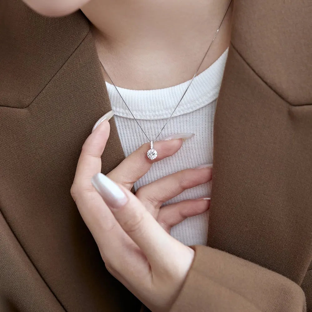 Silver Zircon Round Cut Inlaid Pendant Necklace