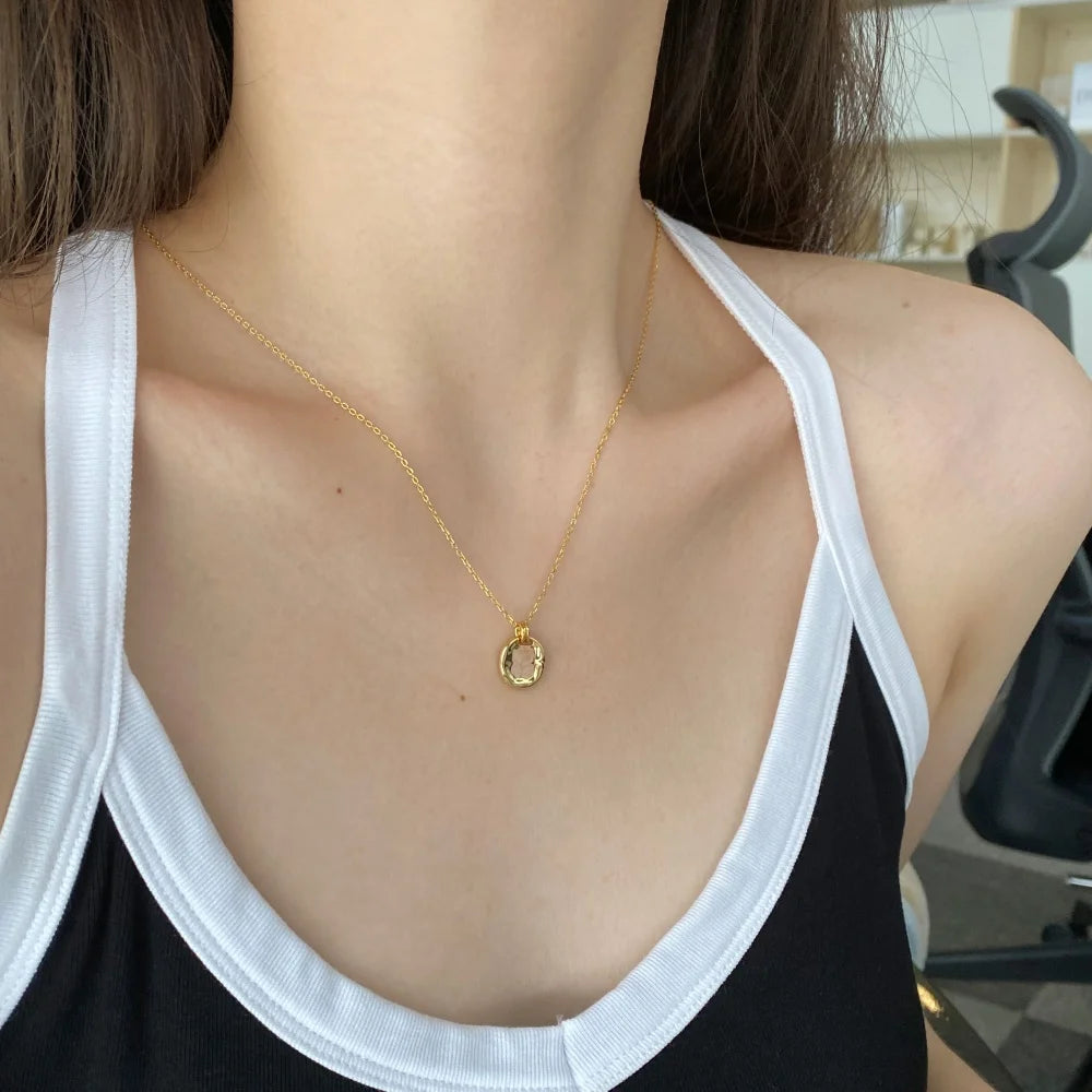 Silver Disc Pendant Necklace
