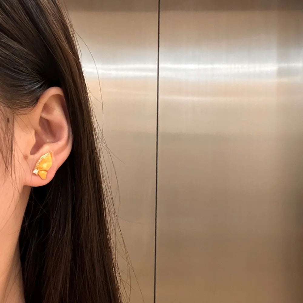 Silver Zircon Round Cut Brushed Inlaid Butterfly Wings Ear Studs