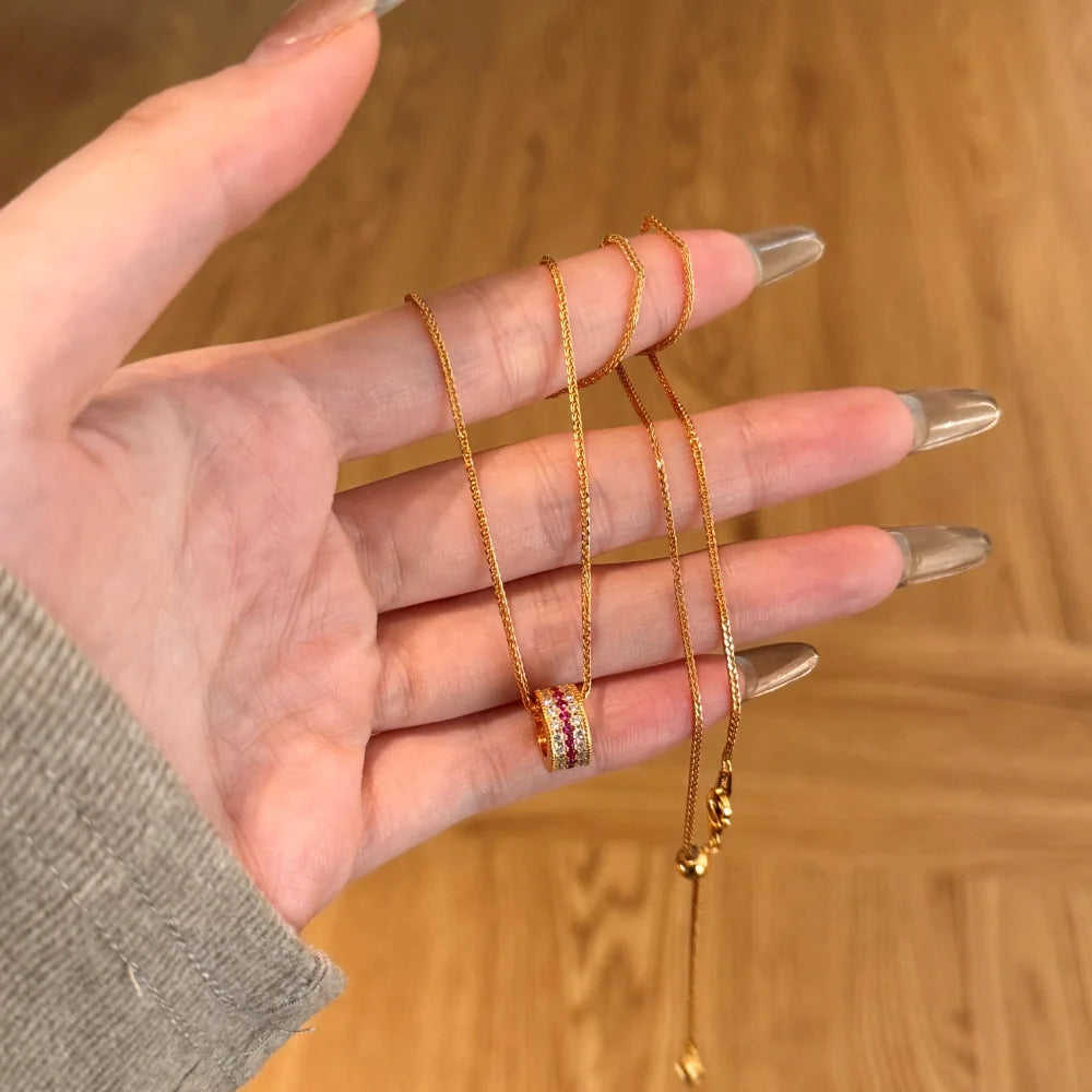 Silver Zircon Round Cut Inlaid Roll Pendant Necklace