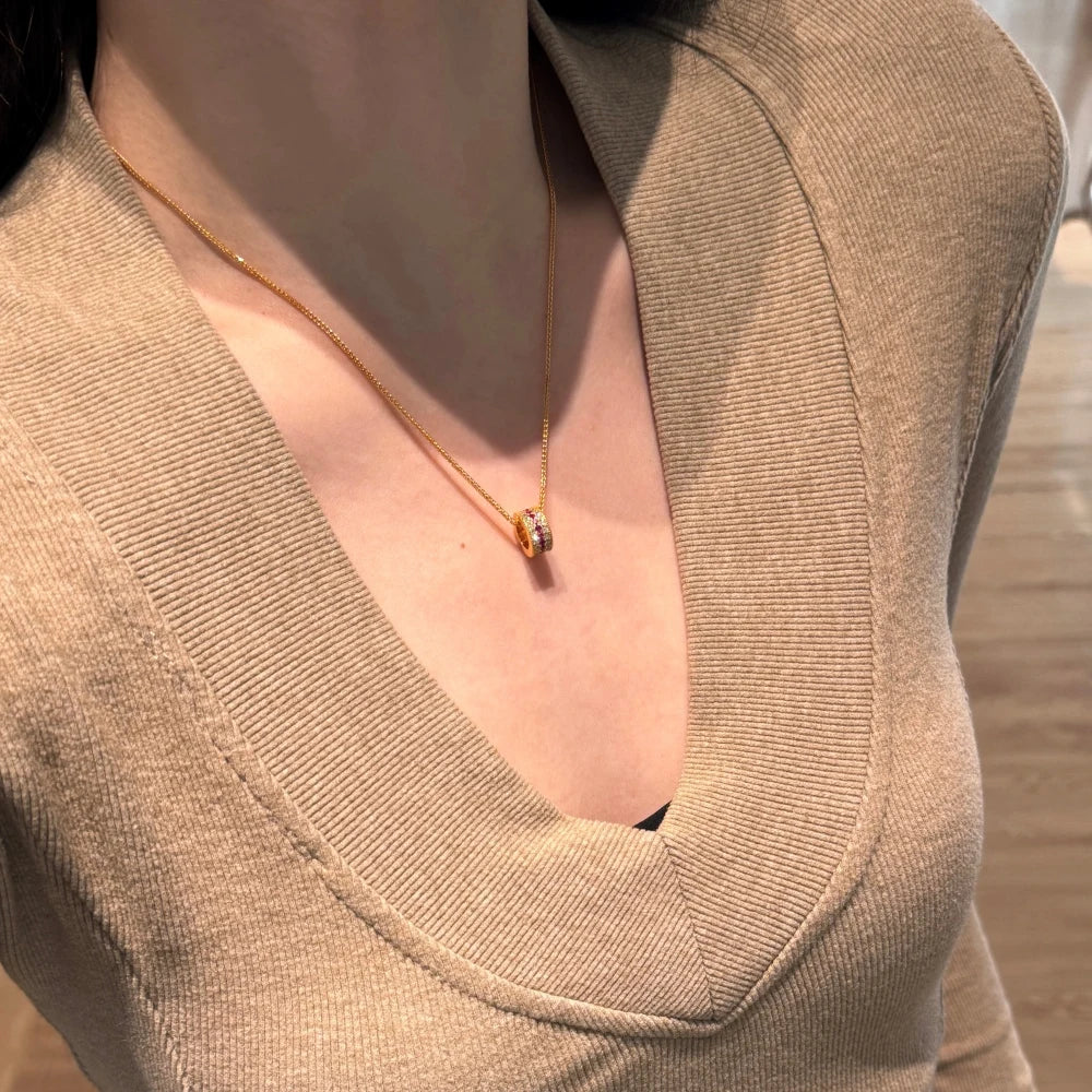 Silver Zircon Round Cut Inlaid Roll Pendant Necklace