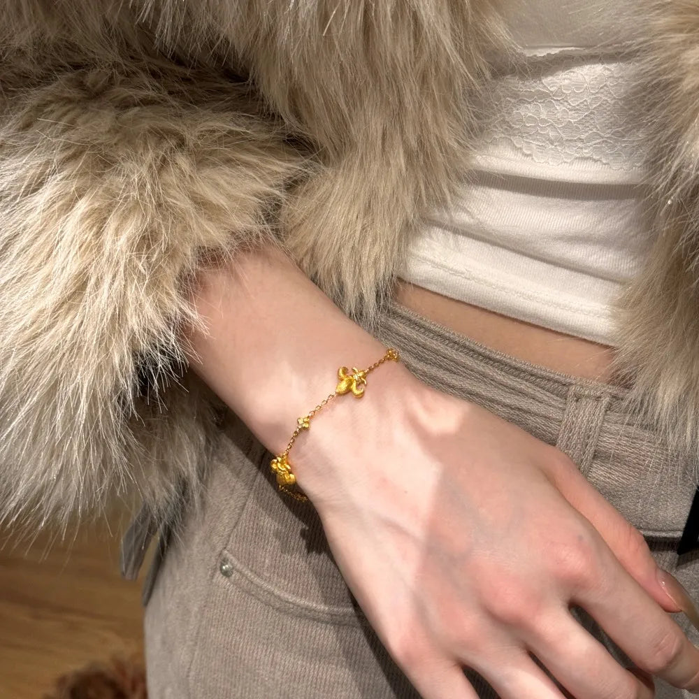 Silver Zircon Round Cut Fleur-De-Lis Charm Bracelet