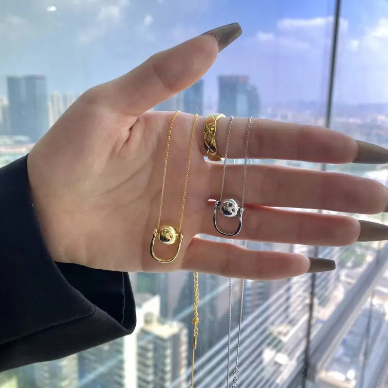 Silver Rotatable Pendant Necklace